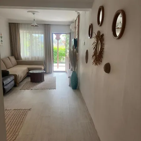 Nova Aparts Aparthotel